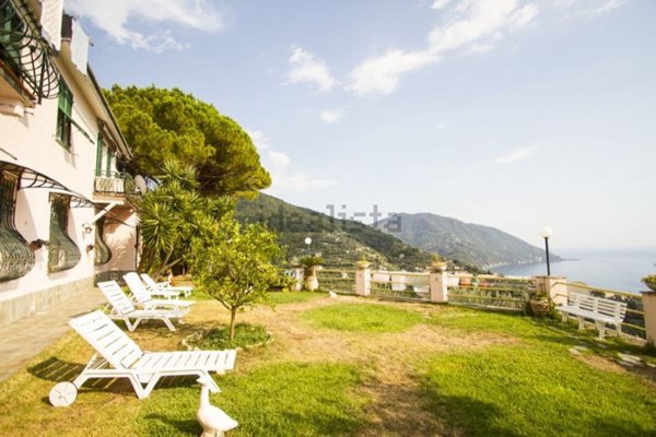 casa indipendente in vendita a Camogli