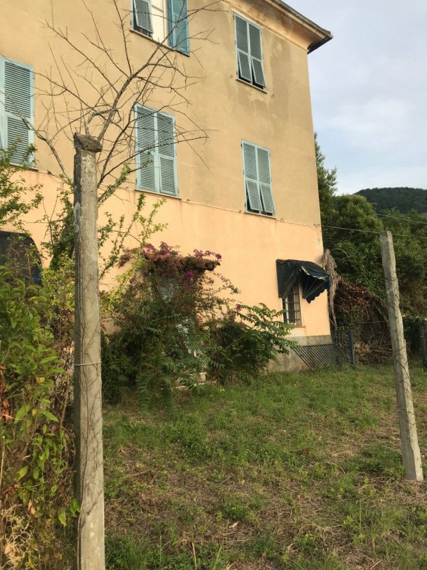 casa indipendente in vendita a Camogli