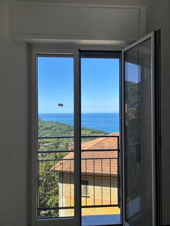 appartamento in vendita a Camogli in zona Ruta