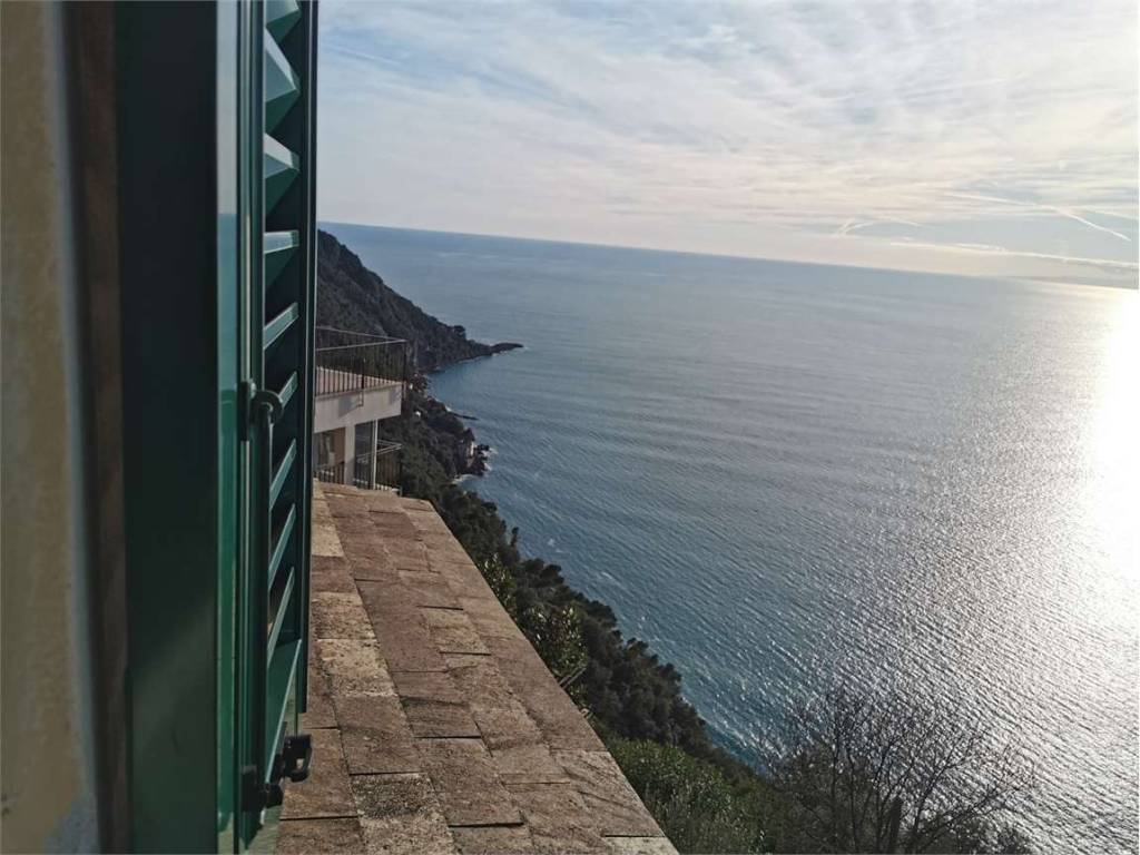appartamento in vendita a Camogli in zona Ruta