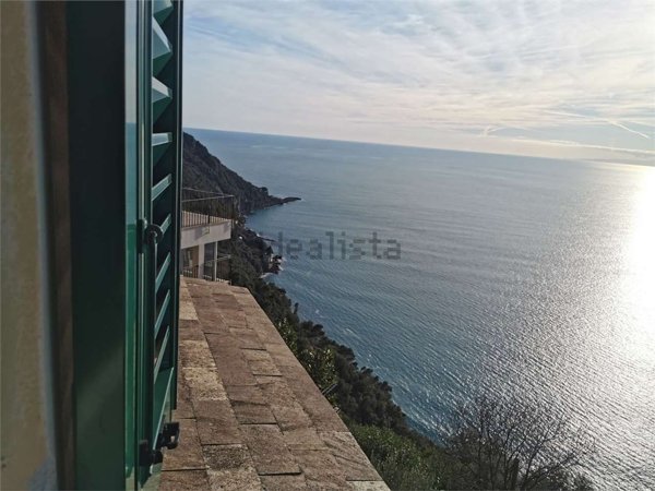 appartamento in vendita a Camogli in zona Ruta