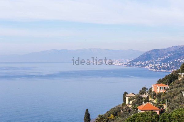 appartamento in vendita a Camogli in zona Ruta