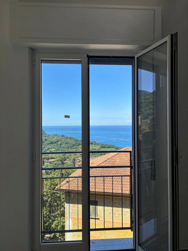 appartamento in vendita a Camogli in zona Ruta