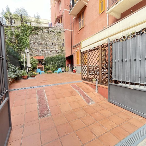 pentavano in vendita a Camogli in zona San Fruttuoso