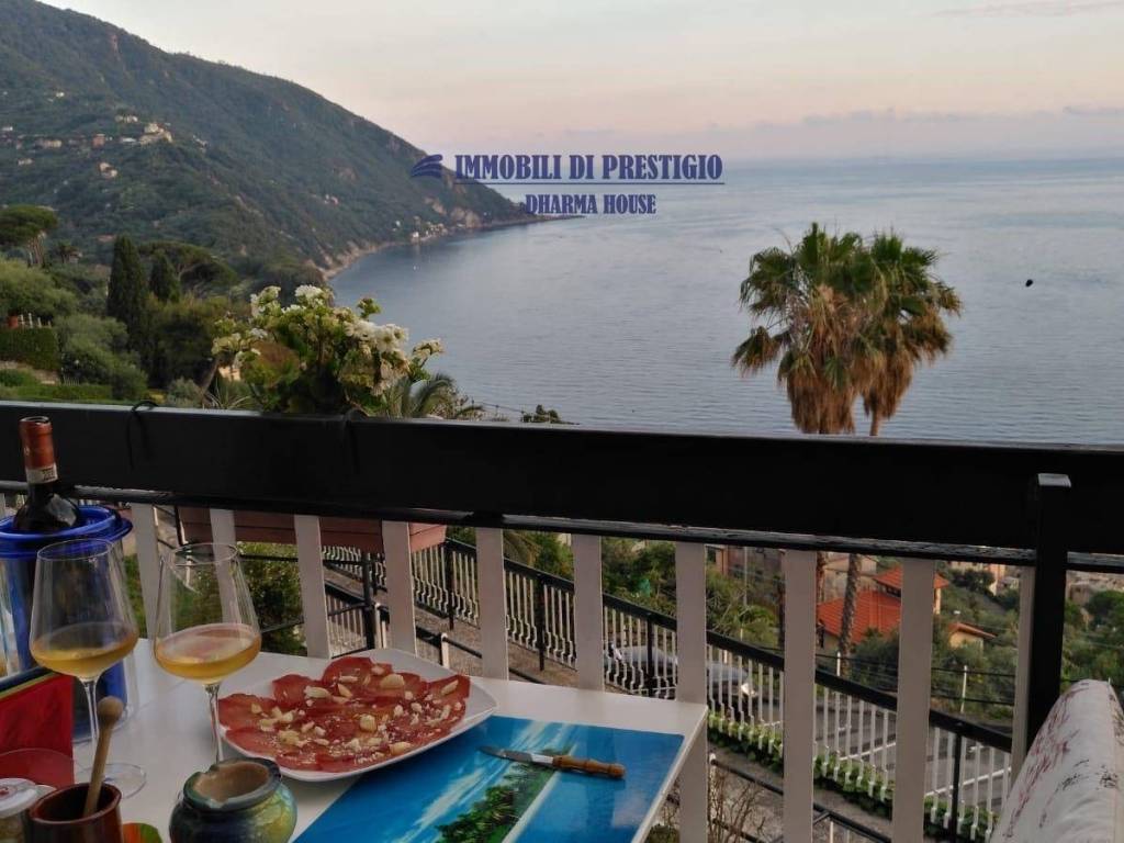 appartamento in vendita a Camogli