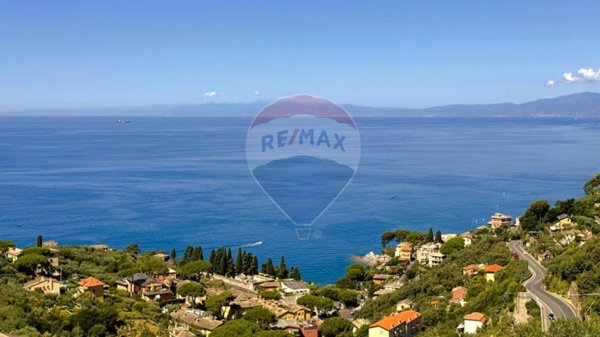 appartamento in vendita a Camogli in zona Ruta