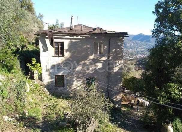 locale di sgombero in vendita a Camogli