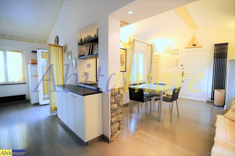 casa indipendente in vendita a Camogli