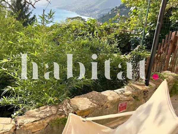 appartamento in vendita a Camogli in zona Ruta