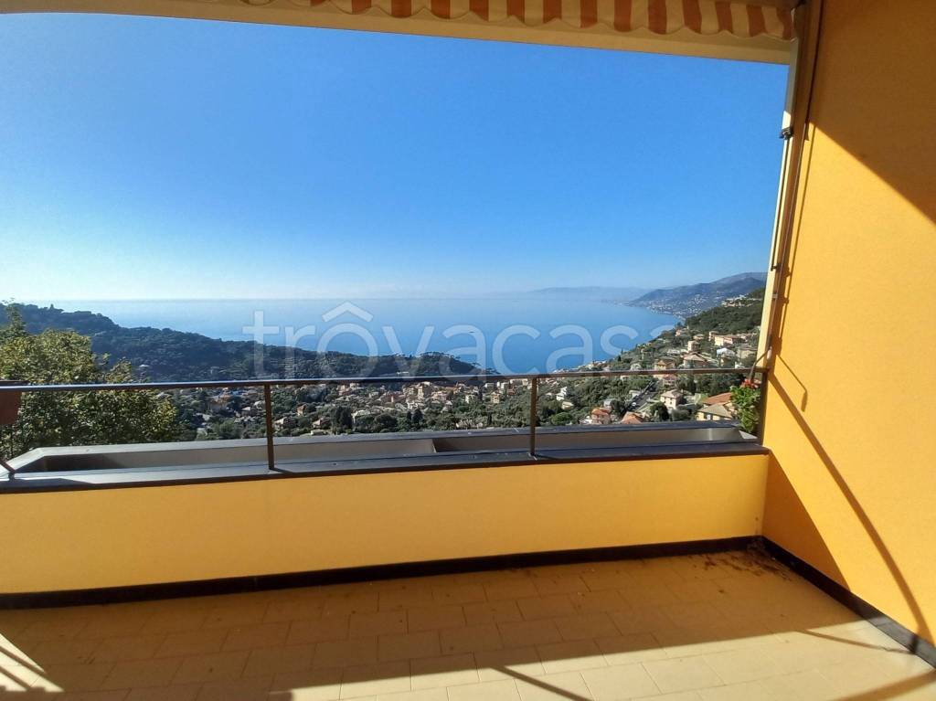 appartamento in vendita a Camogli in zona Ruta