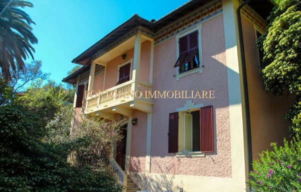 casa indipendente in vendita a Camogli