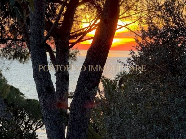 casa indipendente in vendita a Camogli