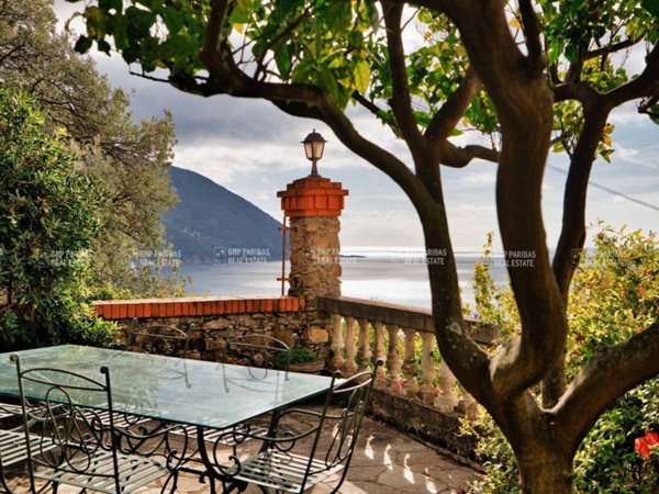 appartamento in vendita a Camogli