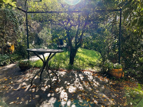 appartamento in vendita a Camogli in zona Ruta