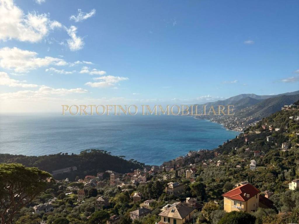 appartamento in vendita a Camogli in zona Ruta