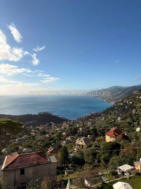appartamento in vendita a Camogli in zona Ruta
