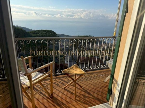 appartamento in vendita a Camogli in zona Ruta