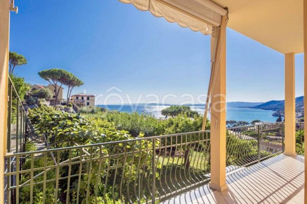 appartamento in vendita a Camogli