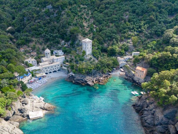 appartamento in vendita a Camogli in zona San Fruttuoso