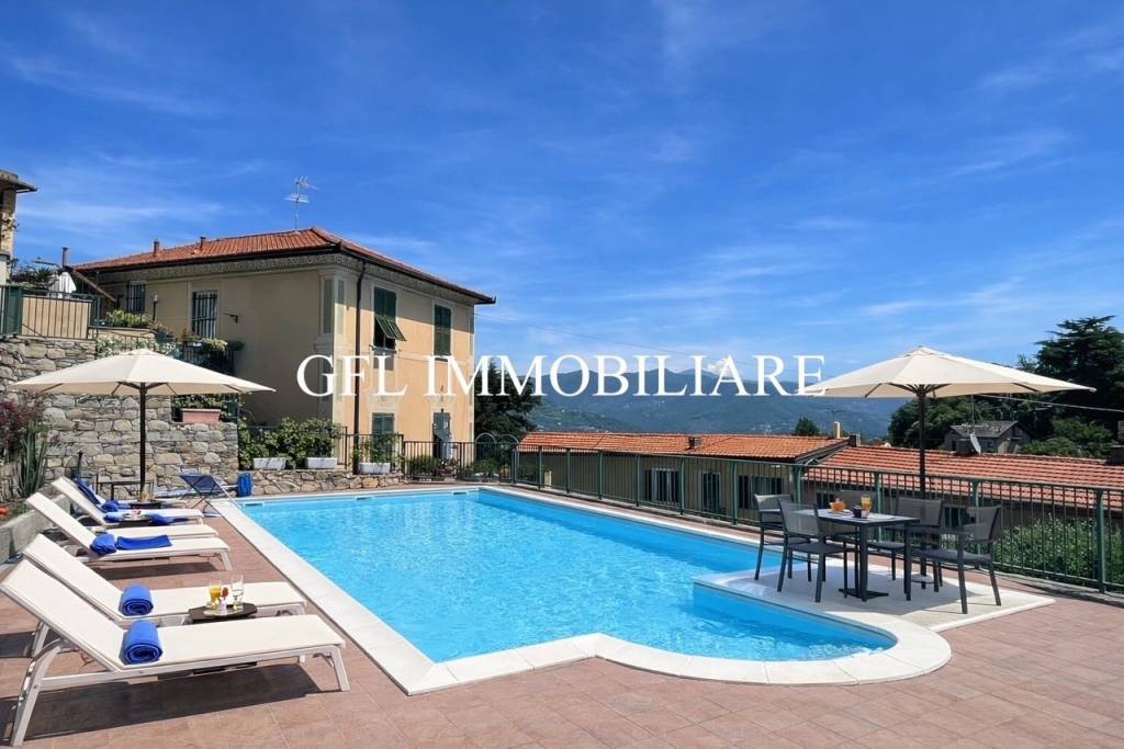 casa indipendente in vendita a Camogli in zona Ruta