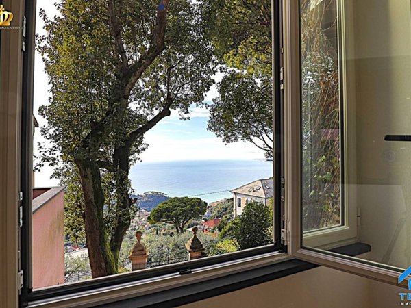 appartamento in vendita a Camogli in zona Ruta