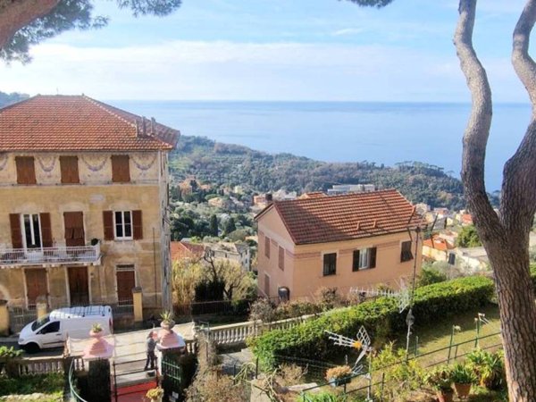 appartamento in vendita a Camogli in zona Ruta