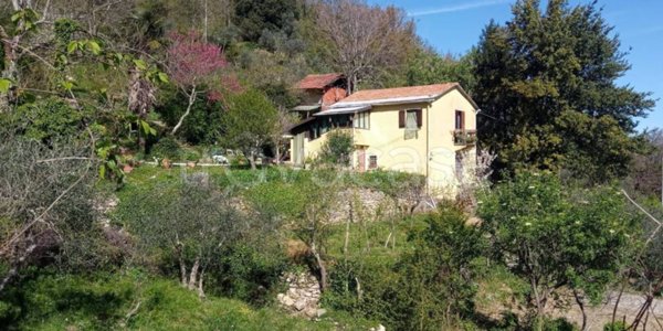 casa indipendente in vendita a Camogli in zona Ruta