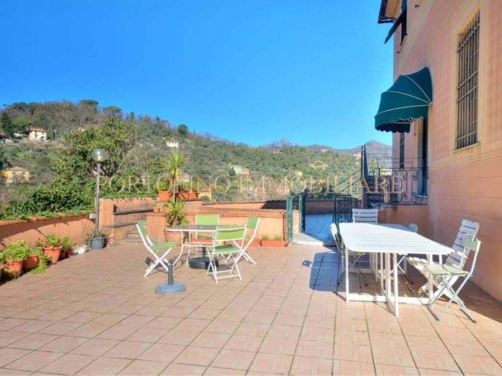 appartamento in vendita a Camogli in zona Ruta