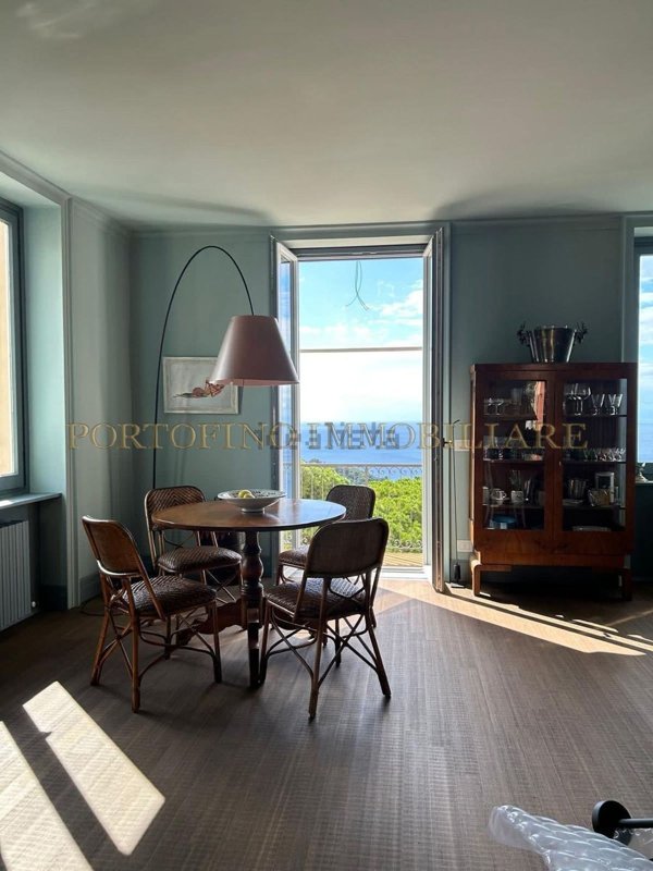 appartamento in vendita a Camogli in zona Ruta