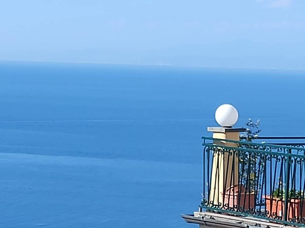 appartamento in vendita a Camogli in zona Ruta