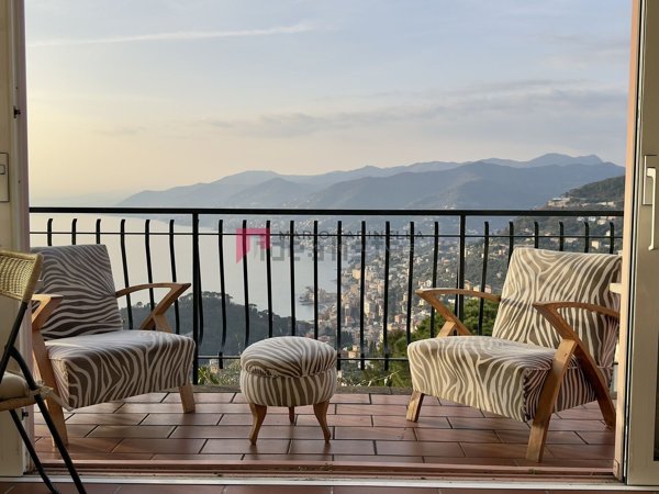 appartamento in vendita a Camogli in zona Ruta