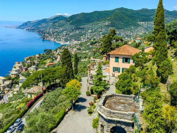 casa indipendente in vendita a Camogli in zona Ruta