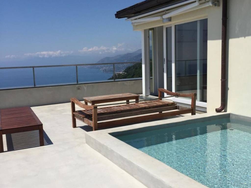 appartamento in vendita a Camogli in zona Ruta