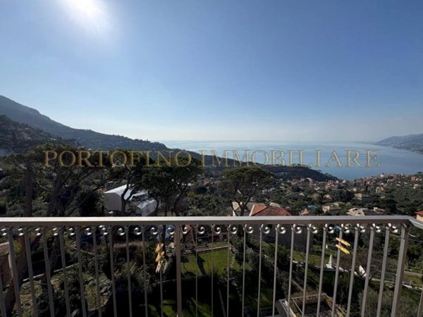 appartamento in vendita a Camogli in zona Ruta