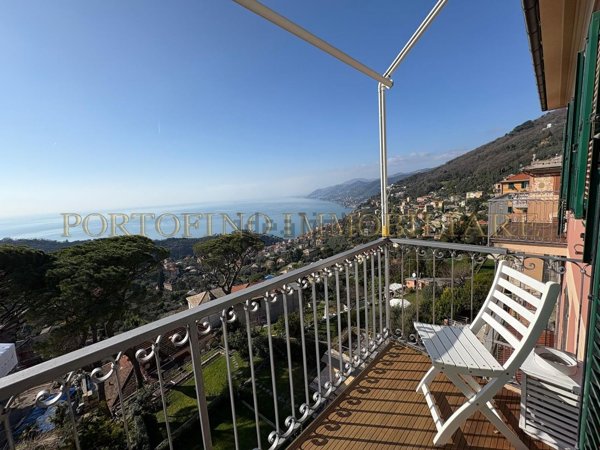 appartamento in vendita a Camogli in zona Ruta