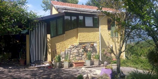 casa indipendente in vendita a Camogli in zona Ruta