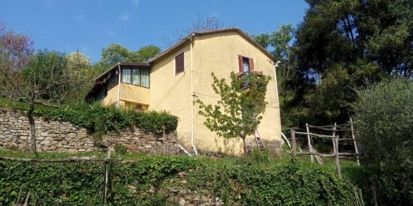 casa indipendente in vendita a Camogli in zona Ruta