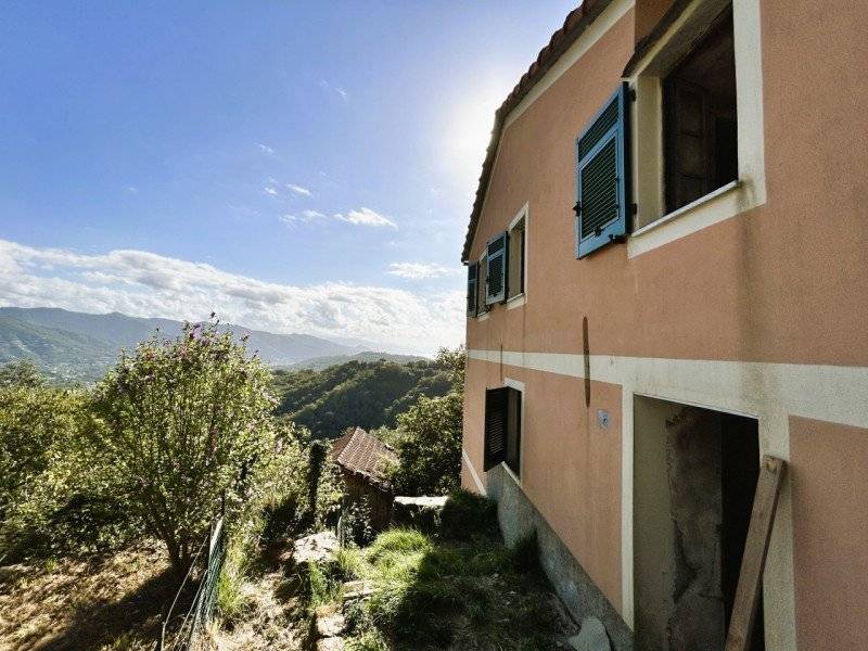casa indipendente in vendita a Camogli in zona Ruta