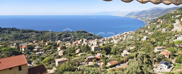 appartamento in vendita a Camogli in zona Ruta