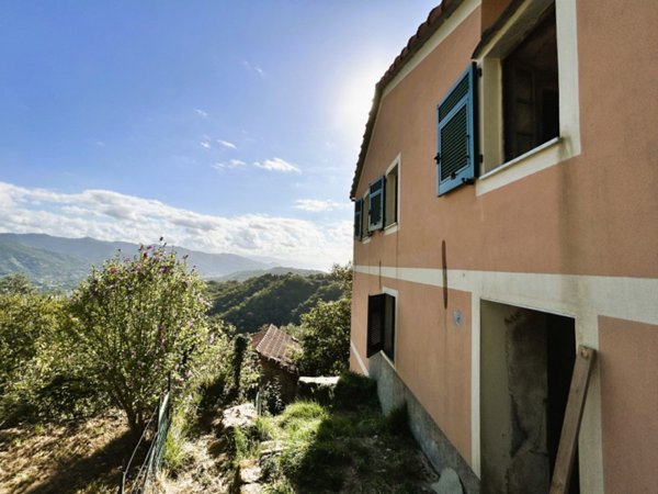casa indipendente in vendita a Camogli in zona Ruta
