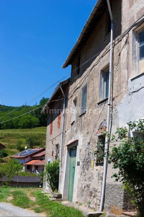casa indipendente in vendita a Campo Ligure