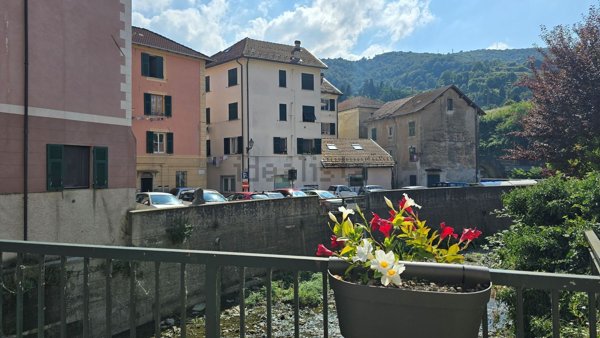 locale commerciale in vendita a Campo Ligure