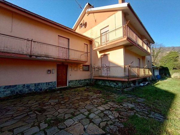 casa indipendente in vendita a Campo Ligure