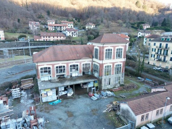 capannone in vendita a Campo Ligure