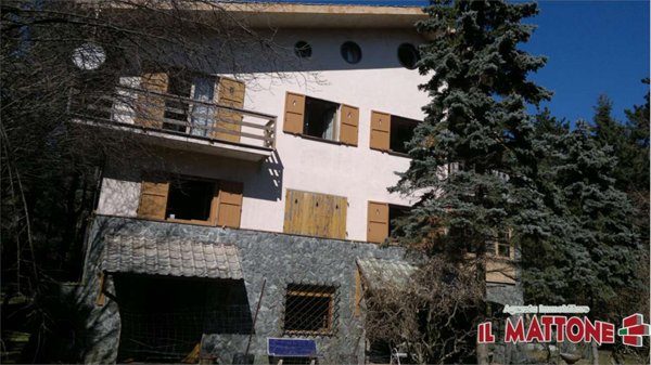 casa indipendente in vendita a Campomorone