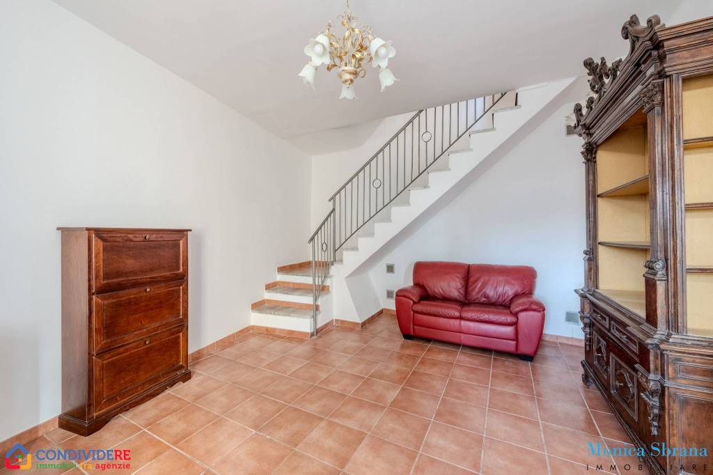 casa indipendente in vendita a Campomorone