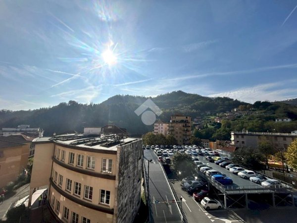 quadrivano in vendita a Campomorone
