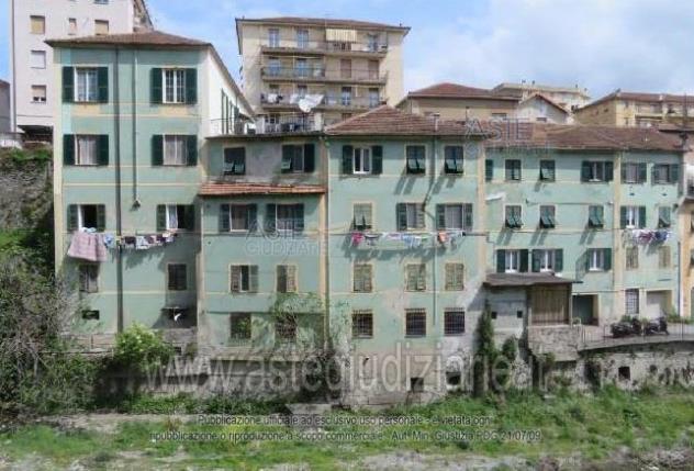 negozio in vendita a Campomorone