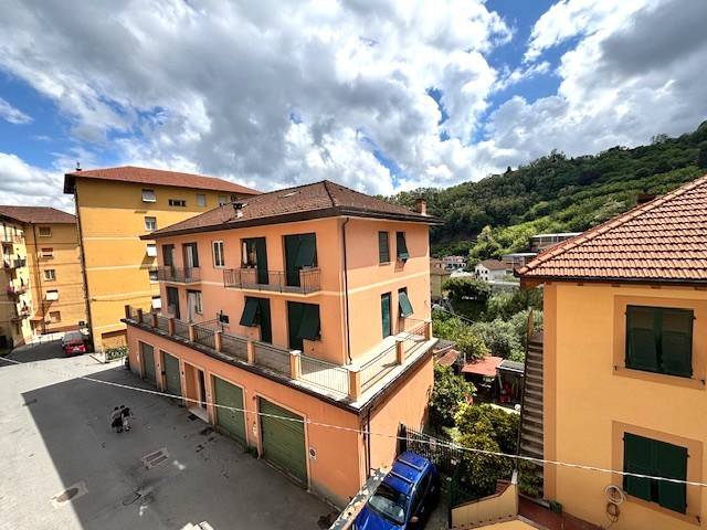 appartamento in vendita a Campomorone