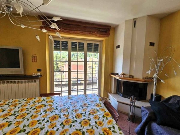 casa indipendente in vendita a Campomorone